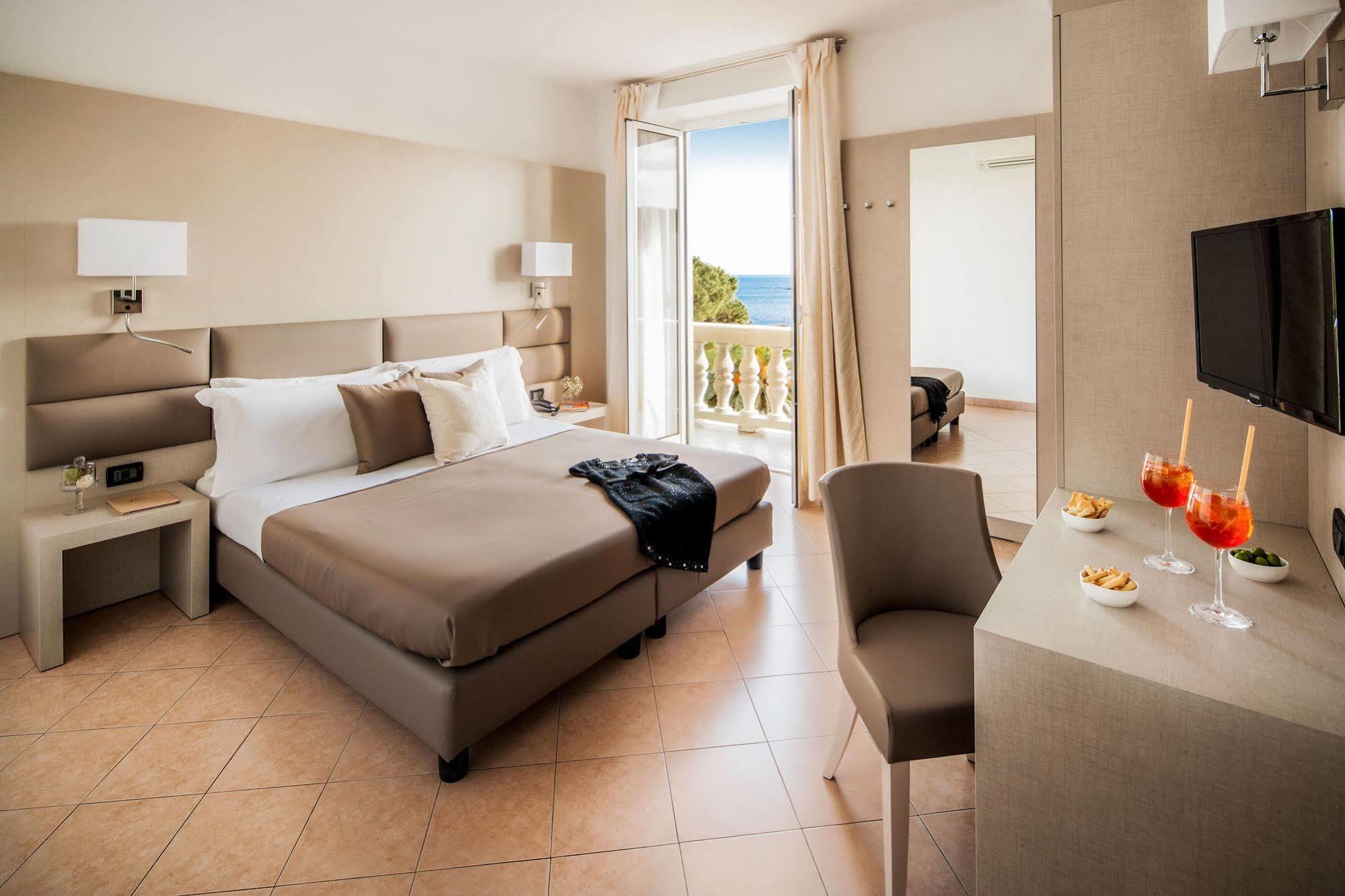 Hotel Vesuvio ราปาลโล ภายนอก รูปภาพ